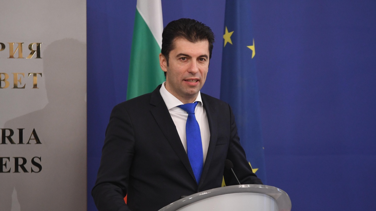Кирил Петков ще участва в церемония по стартирането на строителството на терминала за втечнен природен газ в Александруполис