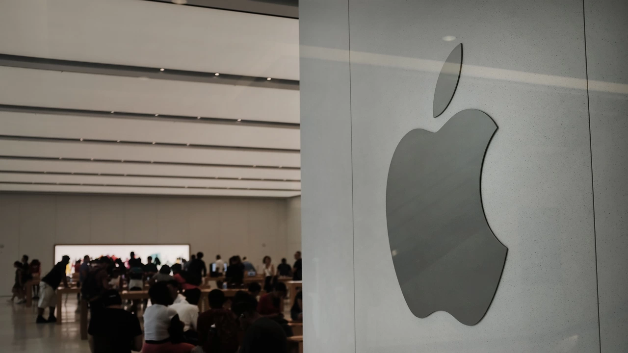 Епъл Apple пусна услуга позволяваща човек да си купи части