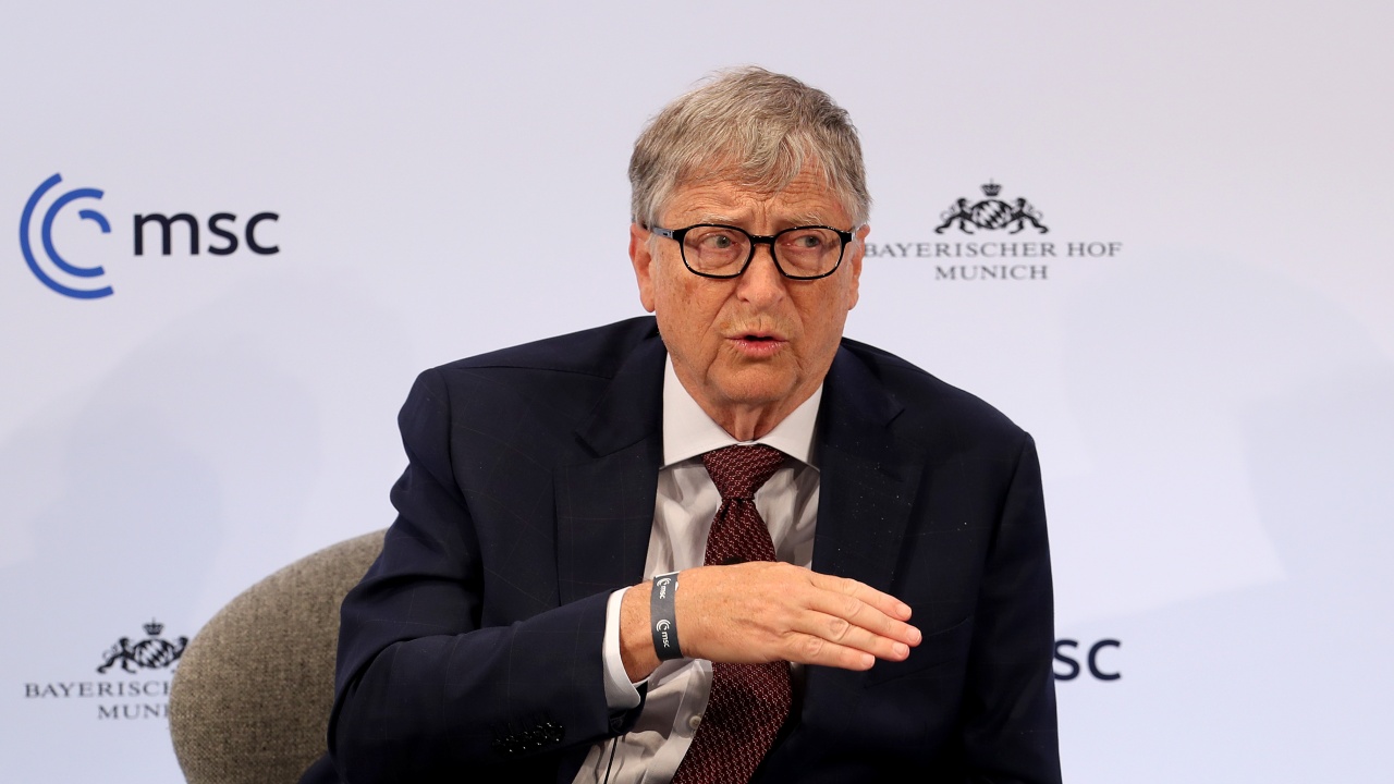 Бил Гейтс очаква по-заразен вариант на коронавируса