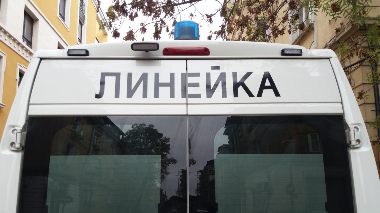 Трима арестувани и един загинал след катастрофа на кола с мигранти край Нова Загора