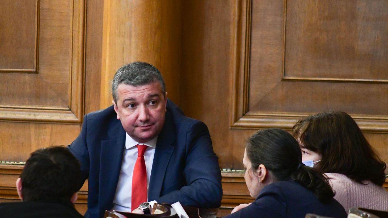 Драгомир Стойнев: Опозиция и коалиция не са в диалог по националните теми