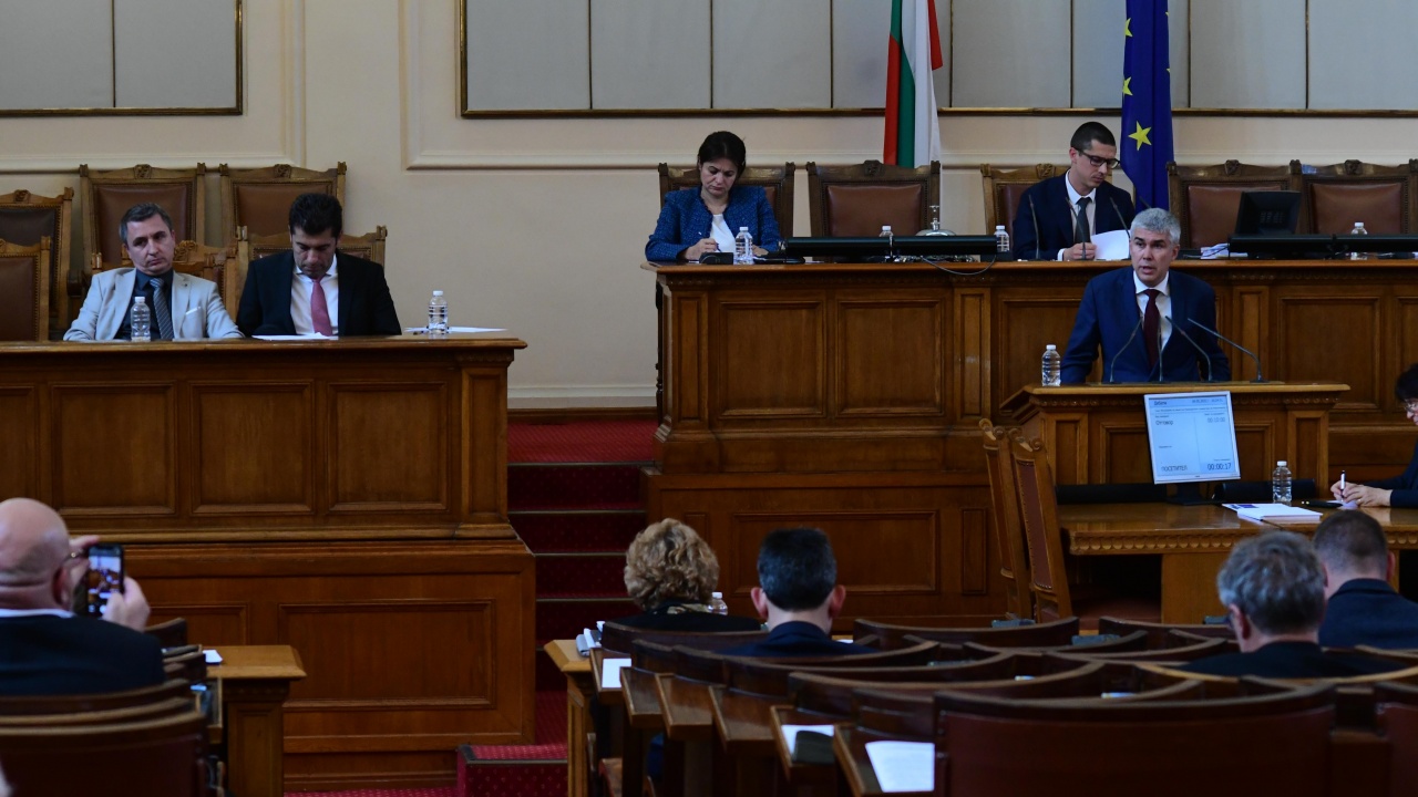 Парламентът ще избере двама членове на Съвета за електронни медии