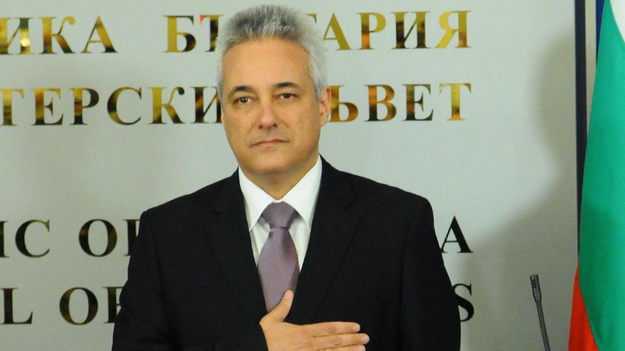 Марин Райков: Натискът върху България за РСМ е късо съединение в отношенията ни с ЕС
