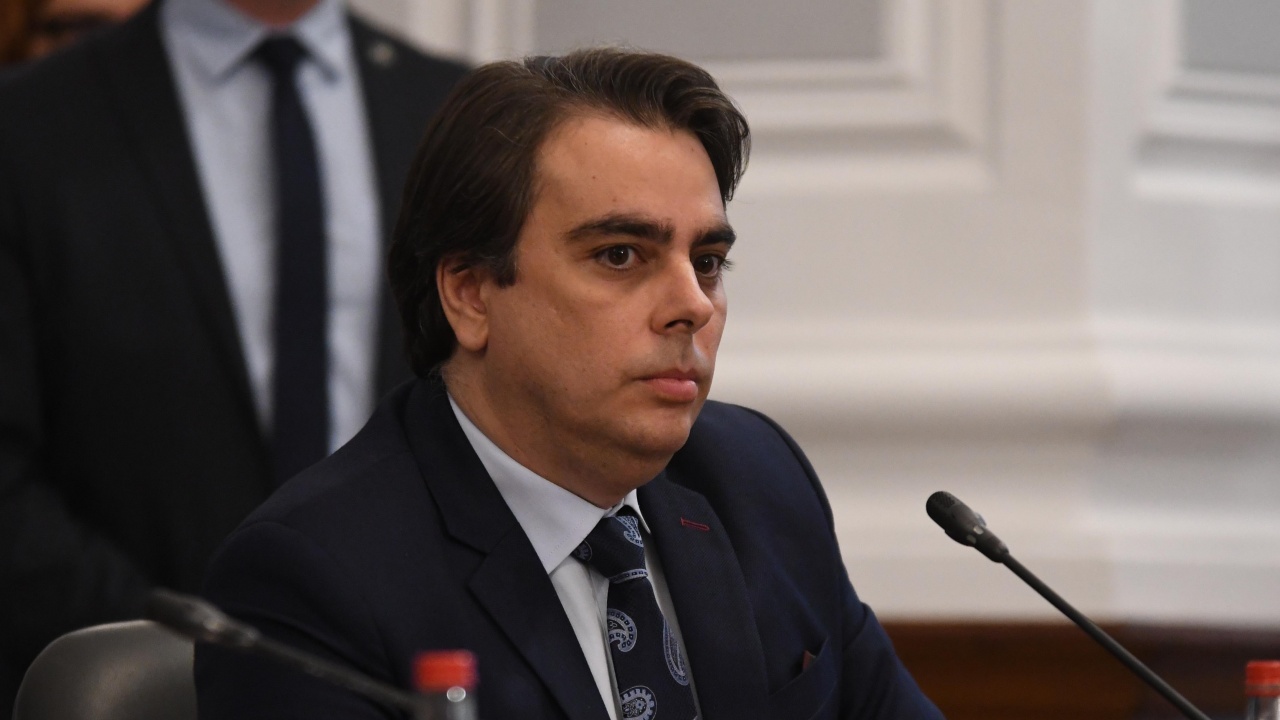 Асен Василев: Без дерогация за руския петрол за България, няма да подкрепим санкциите