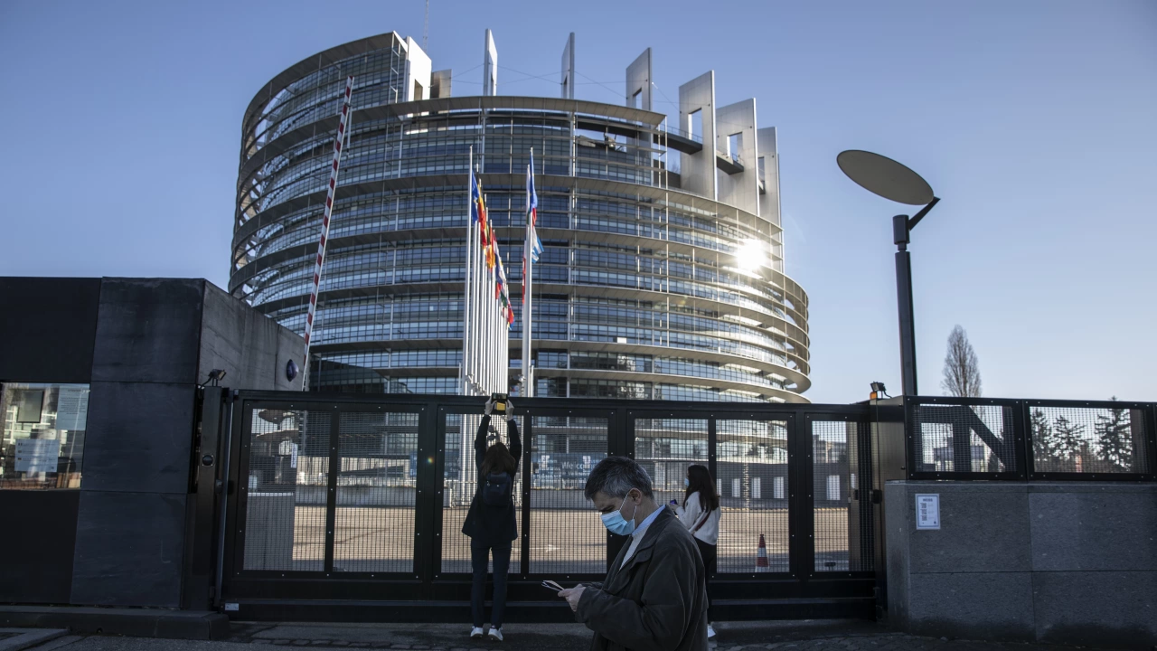 Европейската комисия може да изключи Унгария и Словакия от подготвяното