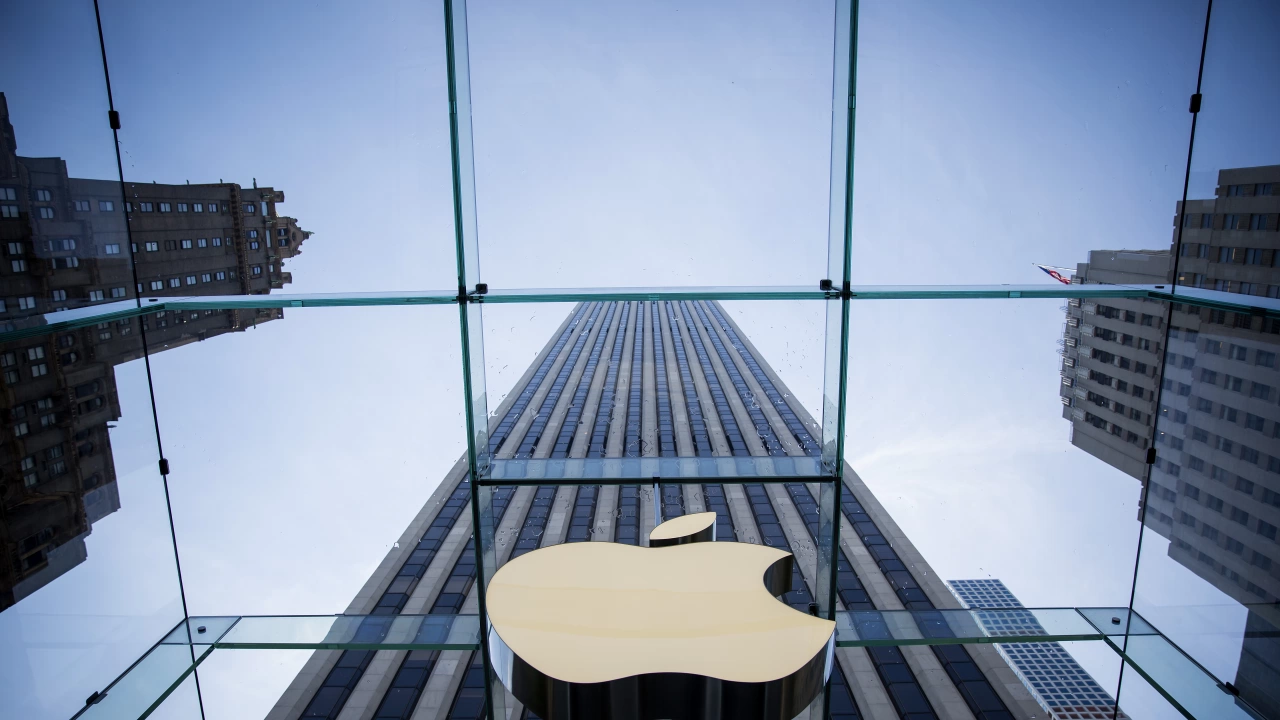 Американският технологичен гигант Епъл Apple е нарушил правилата на ЕС