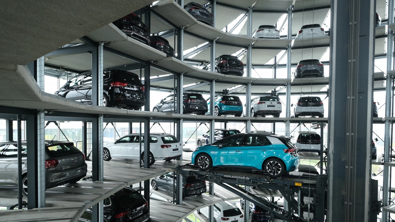 Фолксваген Volkswagen влиза в дългосрочно партньорство с американския производител на