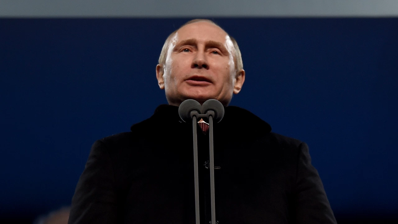 Руският президент Владимир Путин може официално да обяви война на
