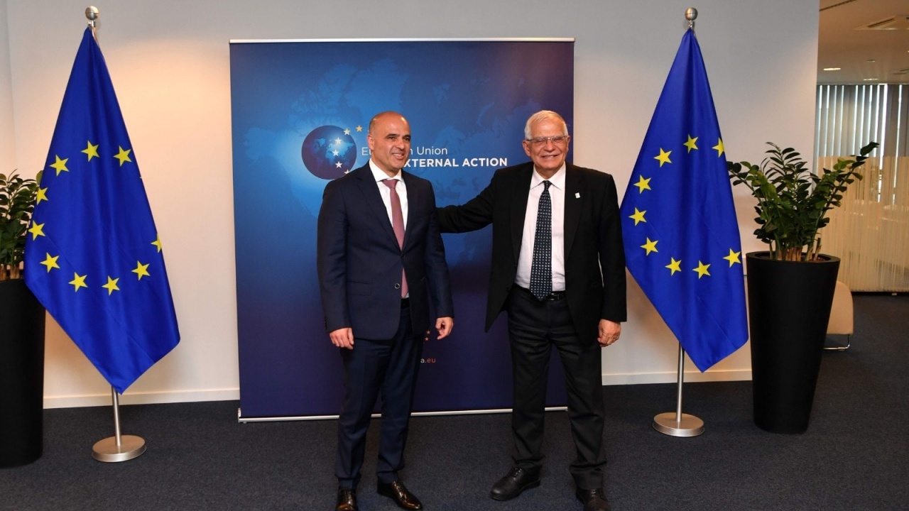 Ковачевски - Борел: Необходимо е достойно европейско решение за спора с България