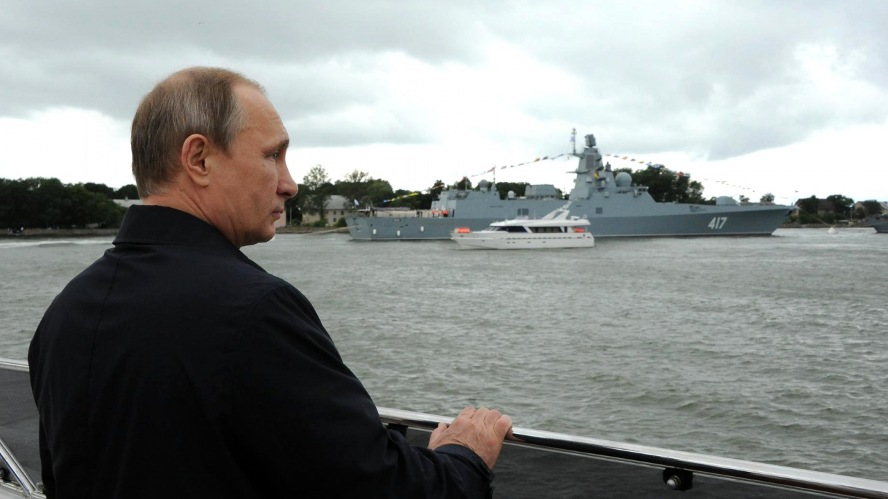 Путин загубил любимия си кораб във войната с Украйна