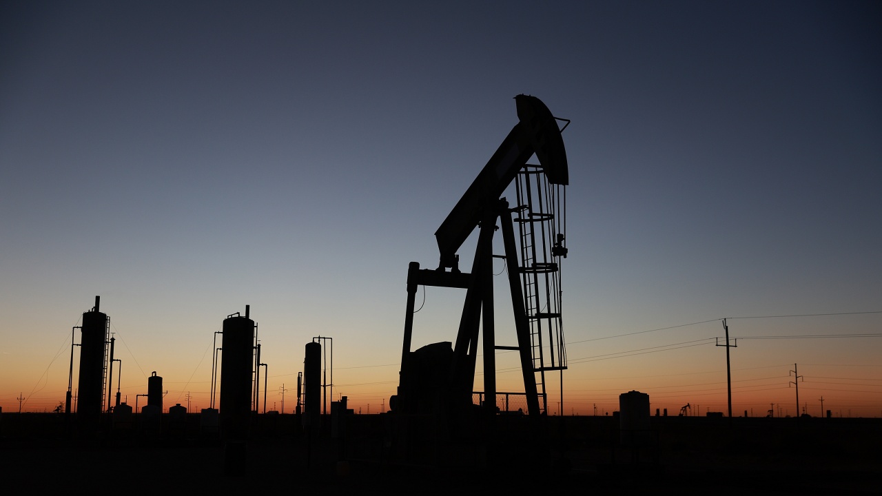 Петролът на ОПЕК се търгува около 109 долара за барел