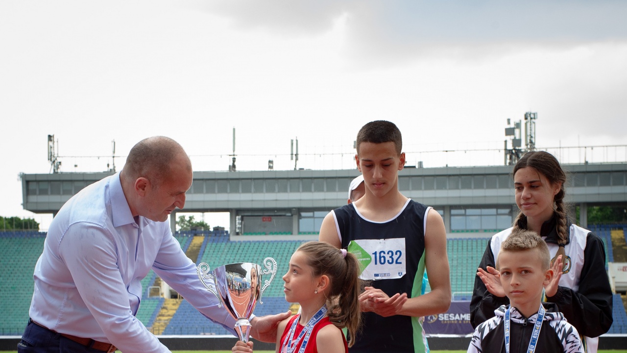 Въпреки всички кризи, в които се намираме, българските деца спортуват