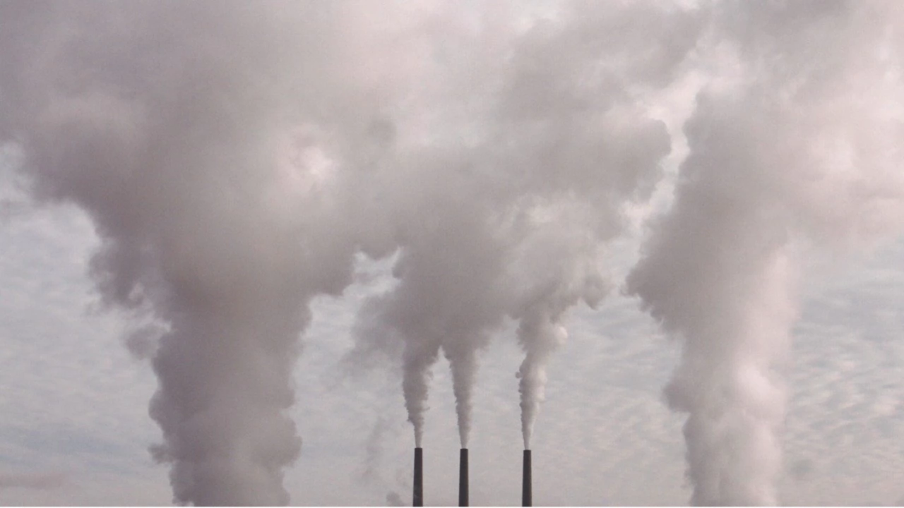 Няма превишения на средноденонощните и средночасовите норми на вредни емисии на