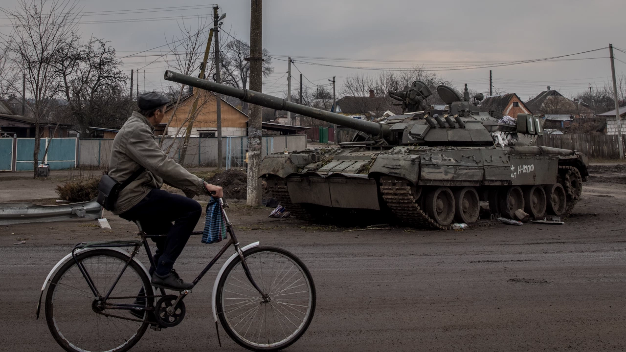 76 ти ден от руската инвазия в Украйна  
Всичко по темата Руската инвазия в