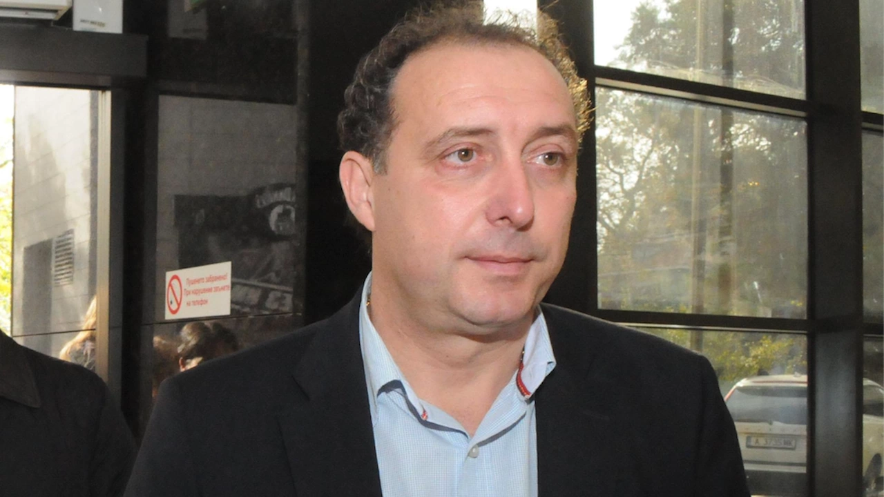 Бившият депутат от Иван Вълков е задържан в Бургас съобщи