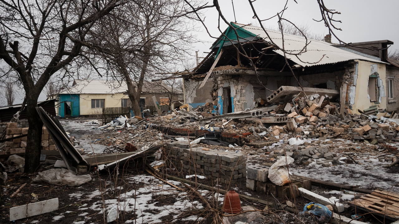 Руски обстрел причини смъртта на най-малко 10 цивилни граждани в Северодонецк