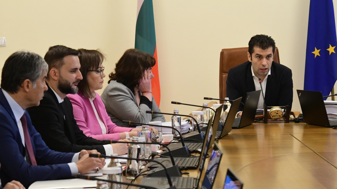 Правителството инициира срещи с двустранните търговски и  индустриални камари в България