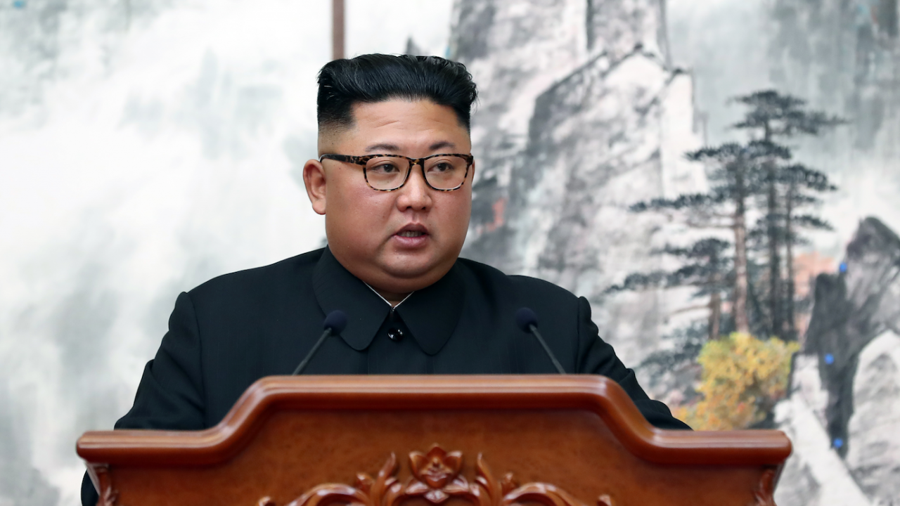 Южнокорейското разузнаване смята че севернокорейският лидер вероятно не е ваксиниран