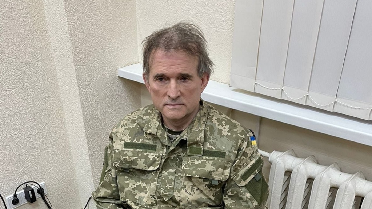 Русия обмисля възможността за размяна на бойците от "Азов" срещу Медведчук