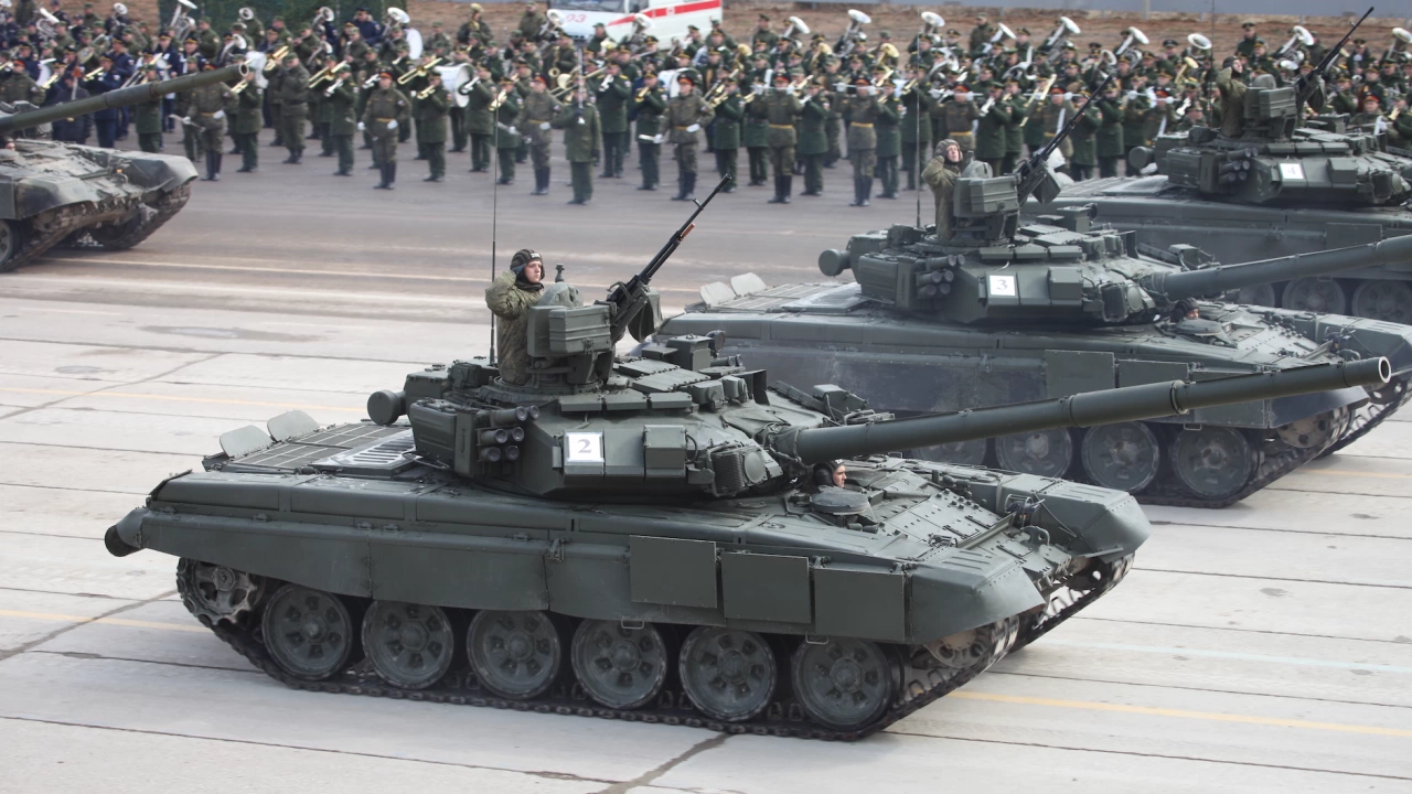 Русия ще изпрати най новия си танк Т 90М Прорив на фронта