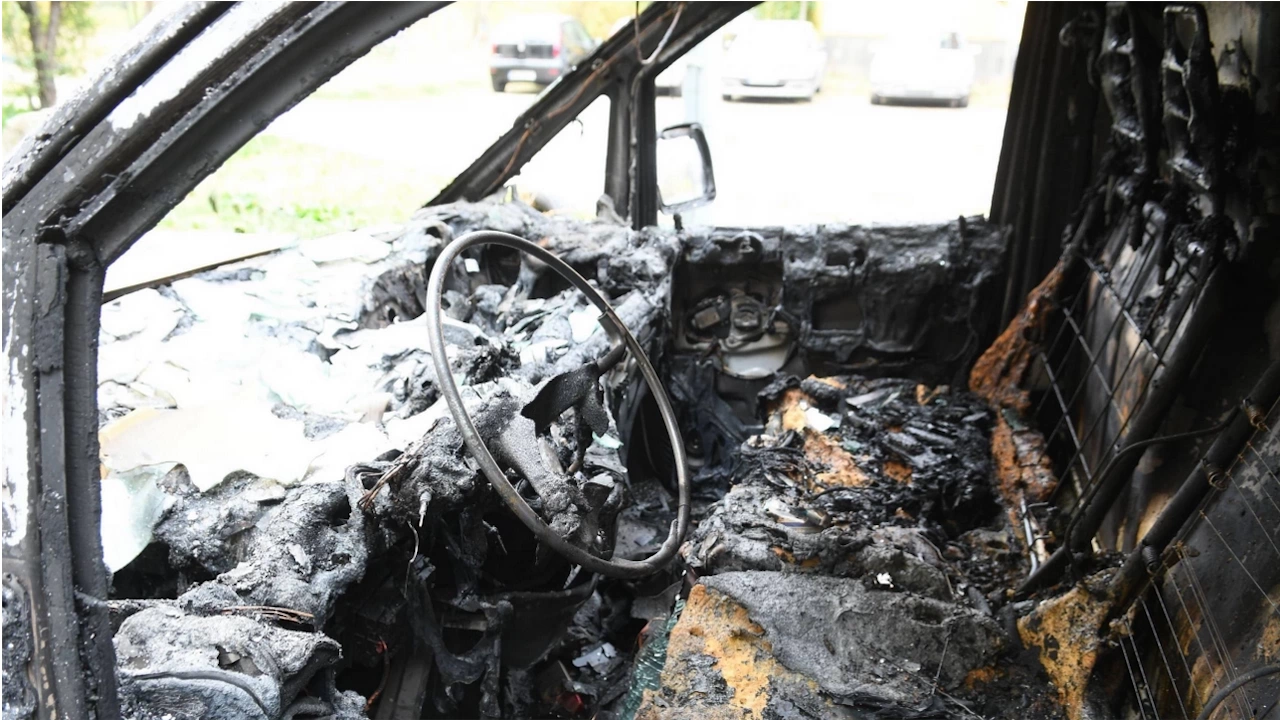 Турски товарен автомобил горя на автомагистрала Тракия като създаде временно