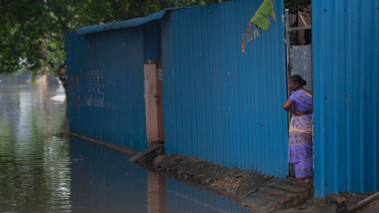 Проливни дъждове наводниха части от Индия и Бангладеш