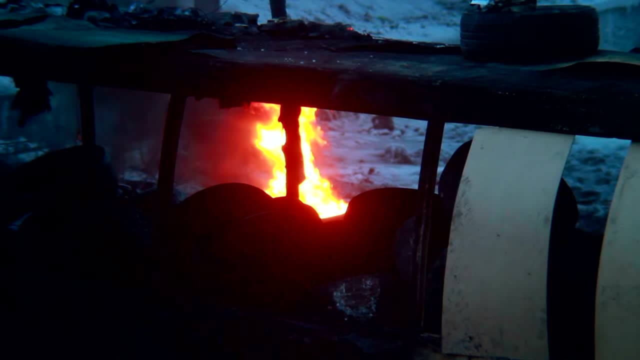 Пожар горя в цех за гуми в Пловдив
