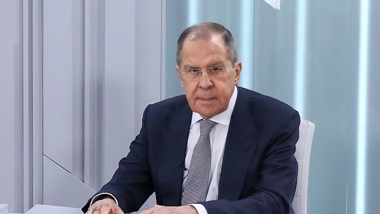 Лавров: Доставянето на Украйна на оръжия, способни да нанесат удар по територията на Русия, може да доведе до неприемлива ескалация