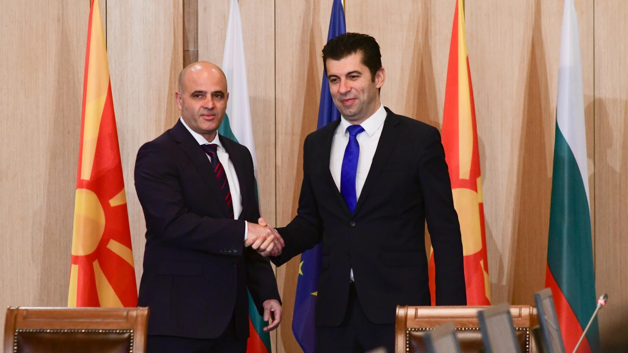 С българският министър председател поддържаме редовна комуникация по различни теми и