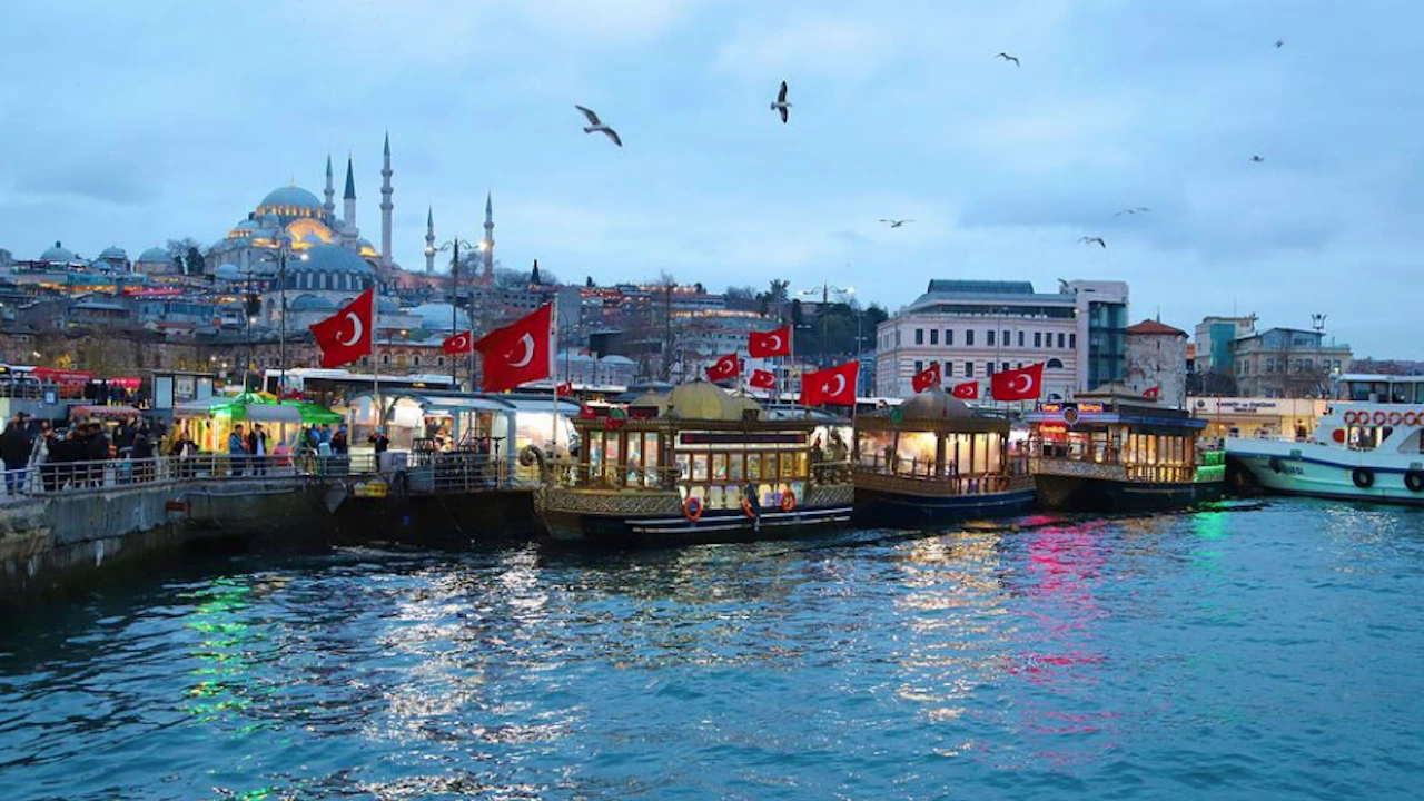 Пътуването с градския транспорт в Истанбул днес е безплатно по