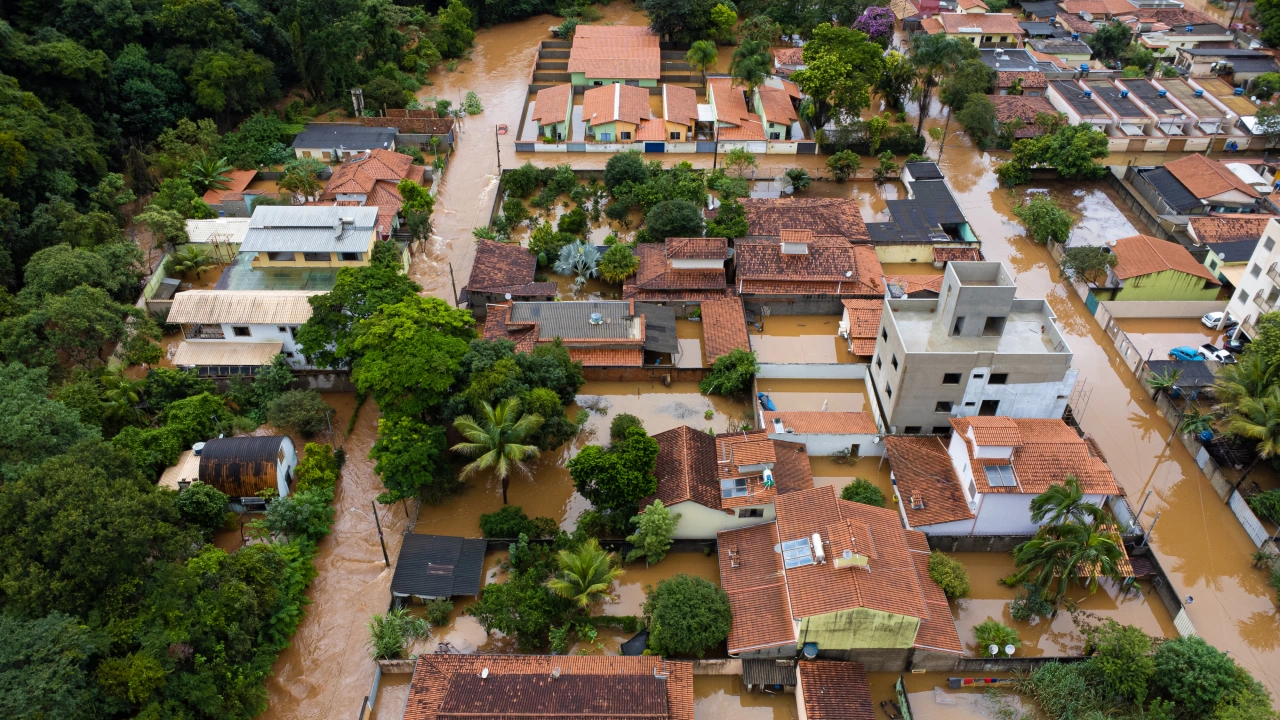 Броят на загиналите при проливните дъждове в бразилския щат Пернамбуко