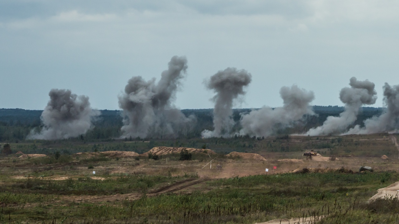 Мощен взрив разтърси окупирания от Русия югоизточен украински град Мелитопол,