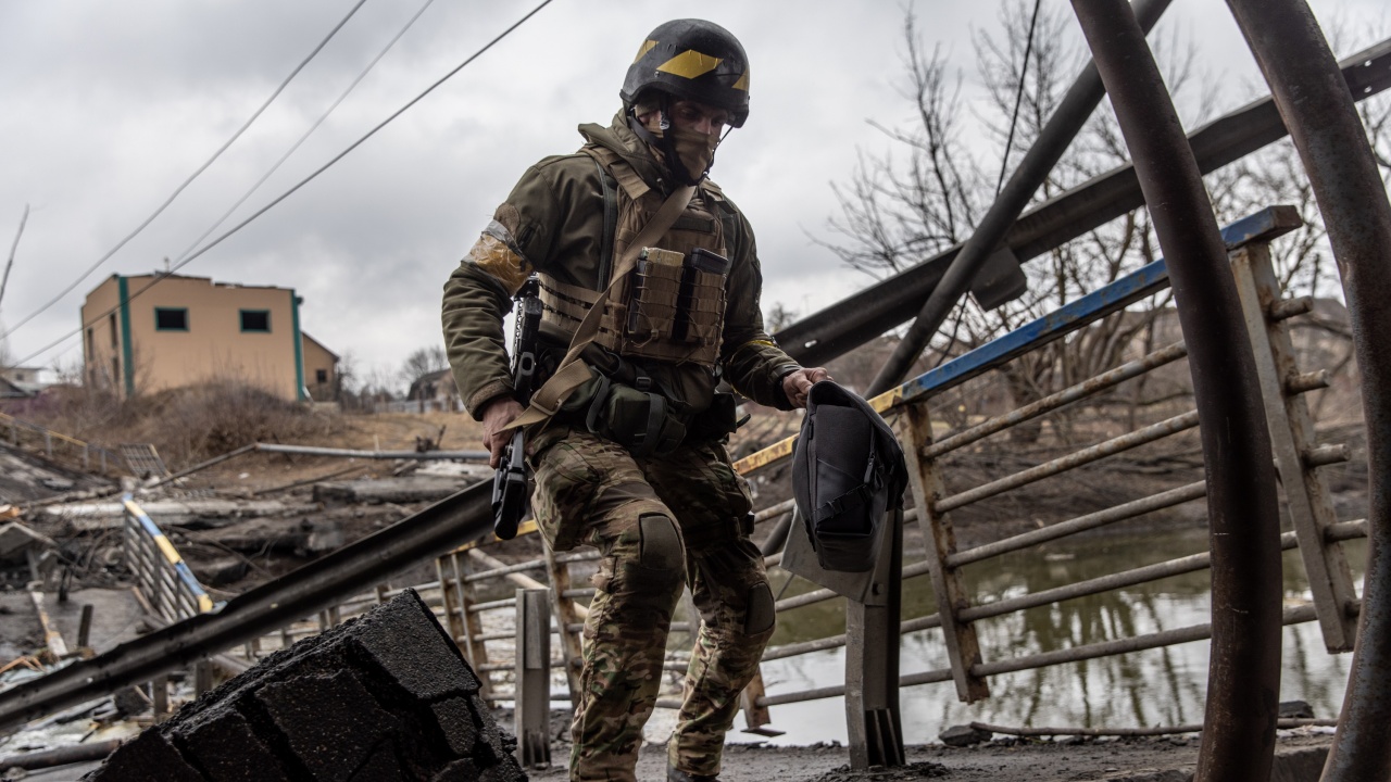 Украинските бойци от полка Азов, които се предадоха, след като