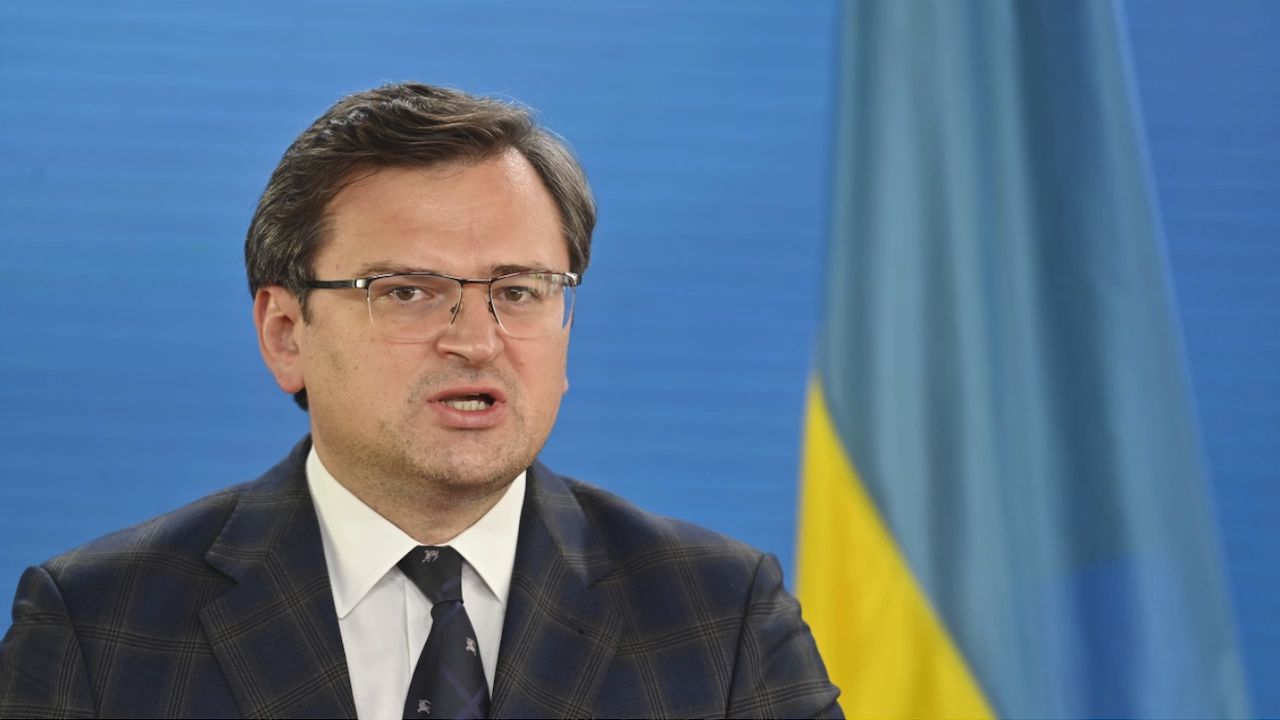 Украйна приветства решението на ЕС да блокира по-голямата част от вноса на руски петрол