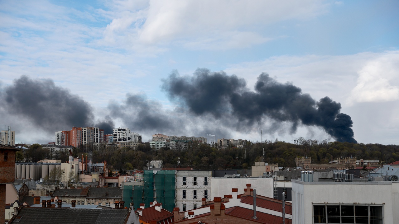 Руски въздушен удар е улучил цистерна с азотна киселина в Северодонецк