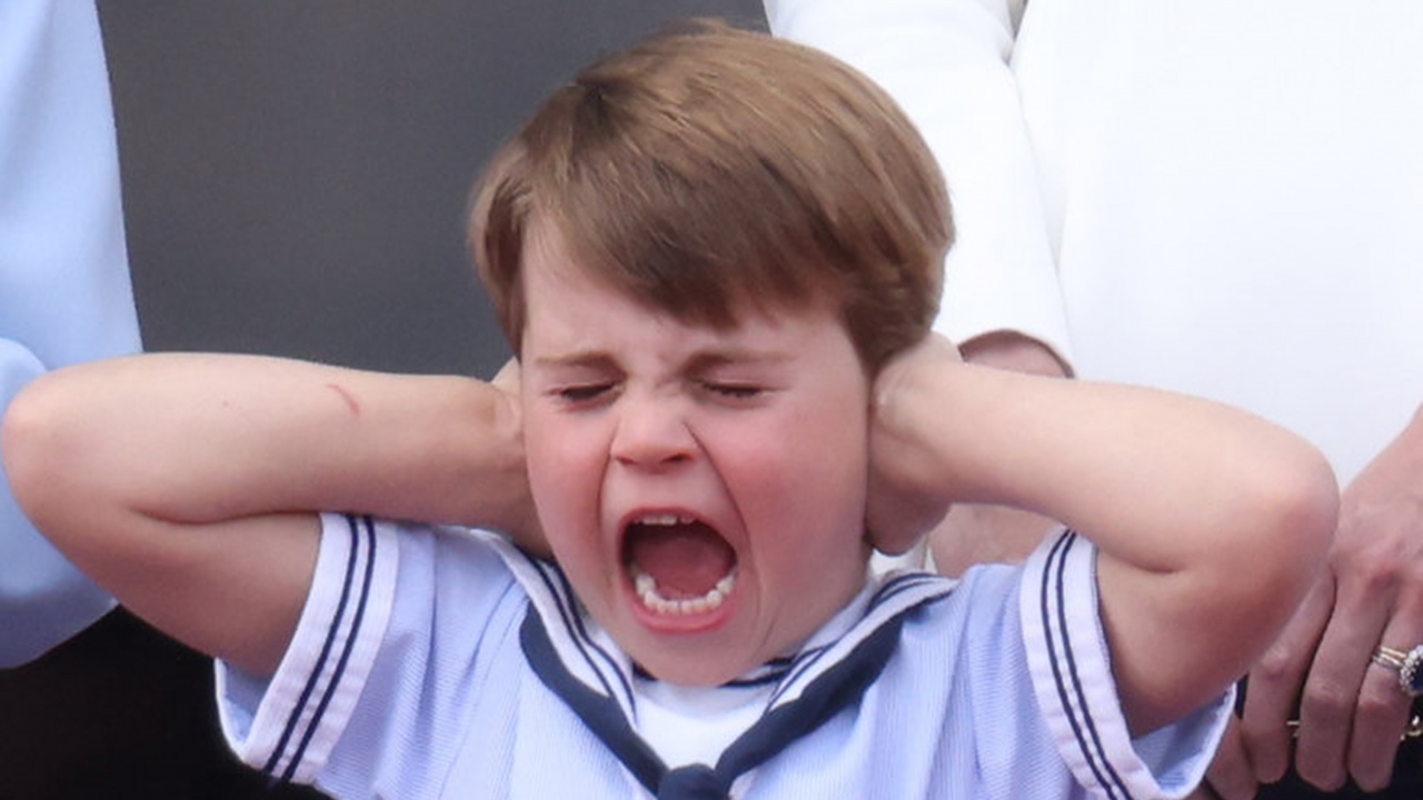 4-годишният принц Луи открадна шоуто пред Бъкингамския дворец