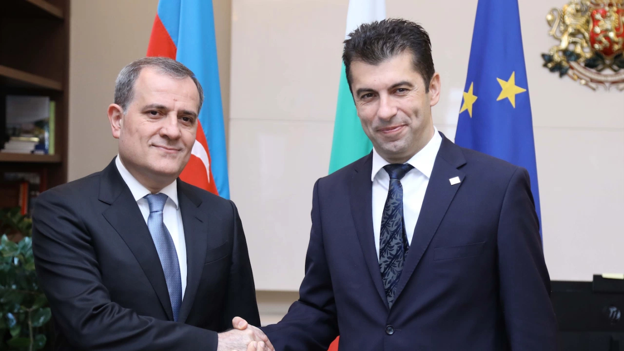 Премиерът проведе среща с външния министър на  Азербайджан Джейхун Байрамов