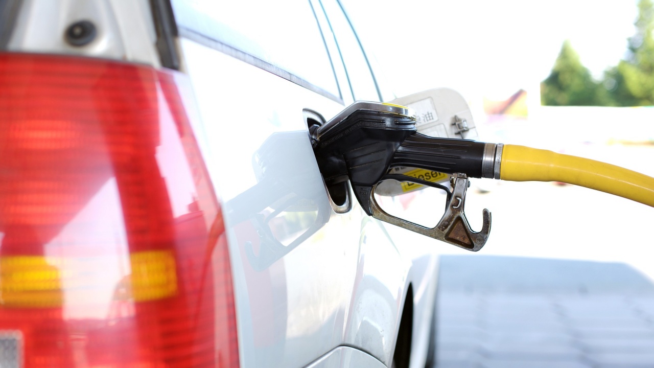 В Италия цената на бензина се покачи до над 2 евро