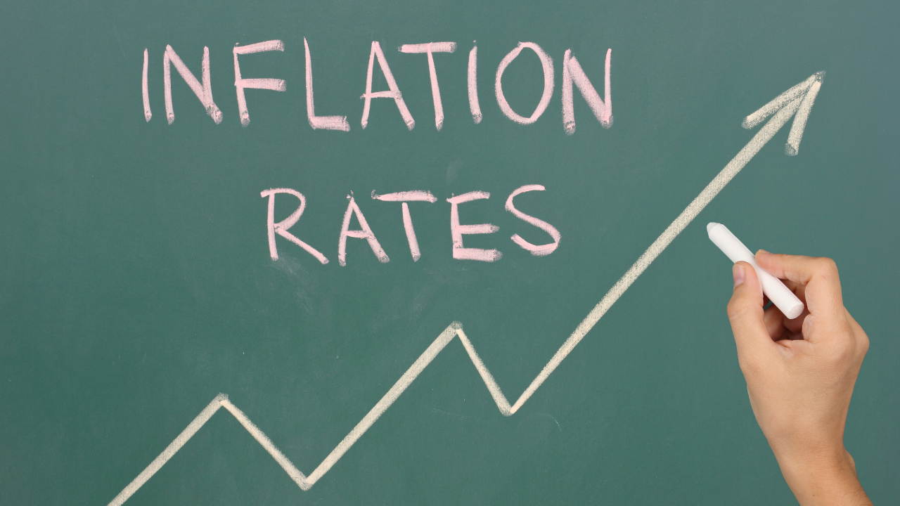 Инфлацията в Чехия скочи до най-високото си ниво от близо 30 години