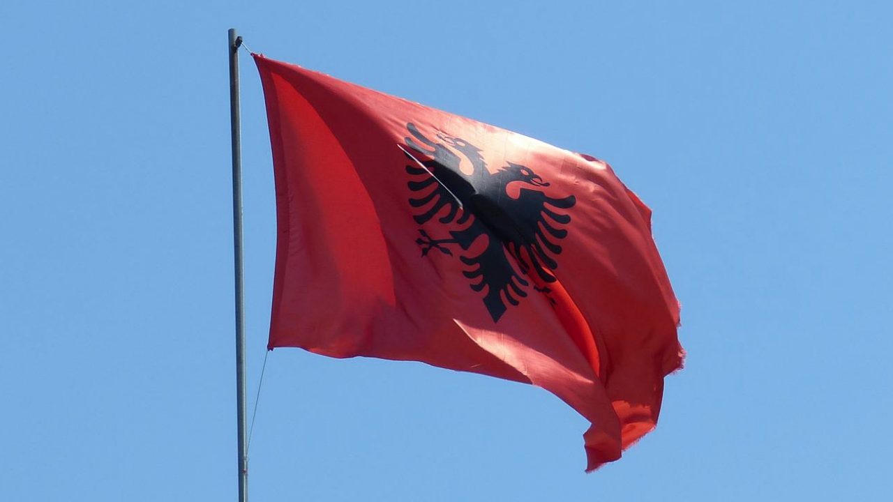Албанското правителство реши да дари един милион евро на Украйна,
