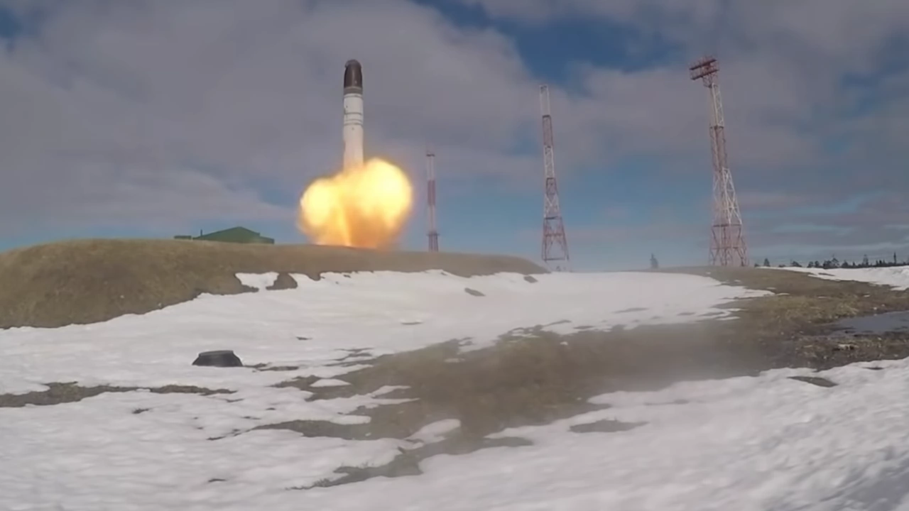 Несъществуващата ракета Сармат отново се появи като заплаха от руска