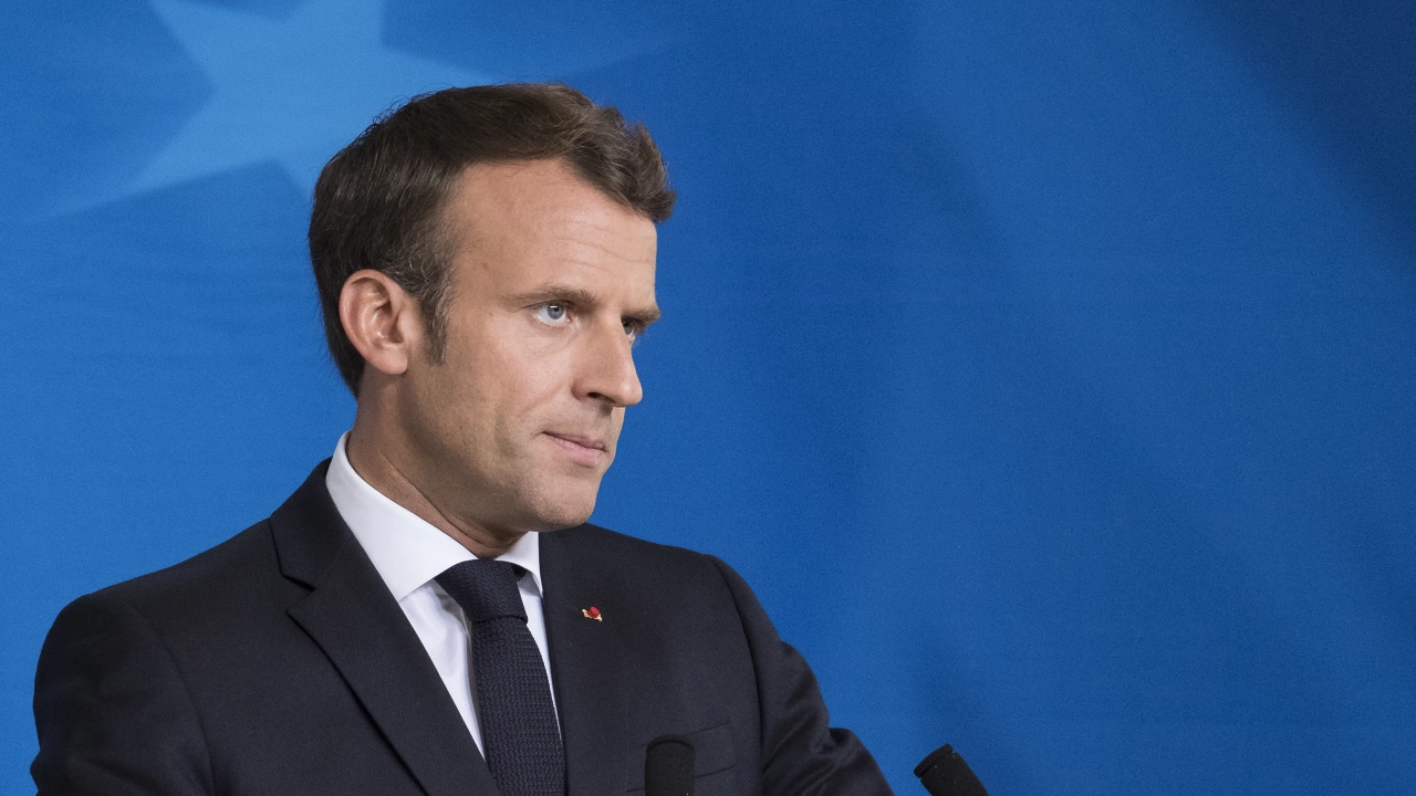 Центристкият алианс на френския президент Ансамбл Заедно се очаква да