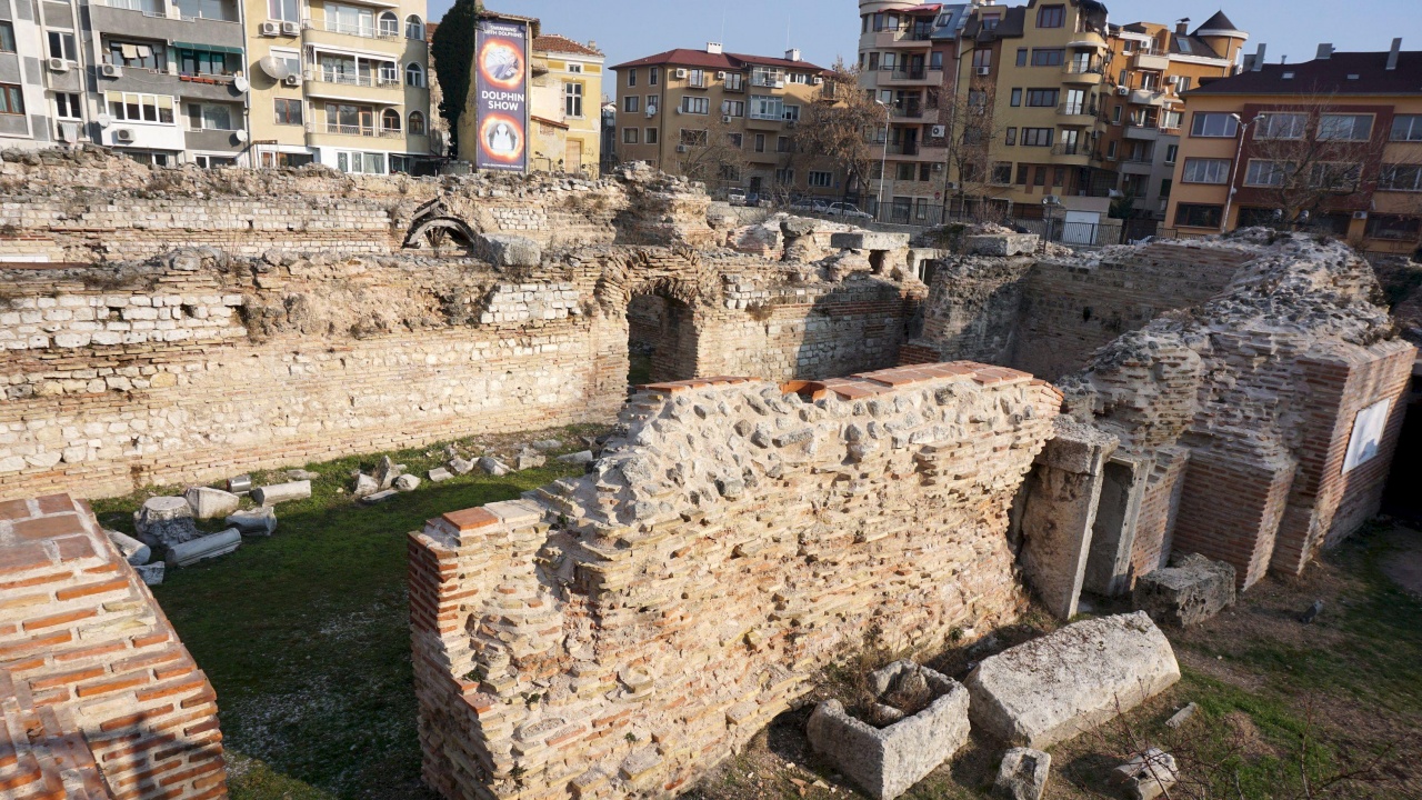 Варна може да остане без римските си терми