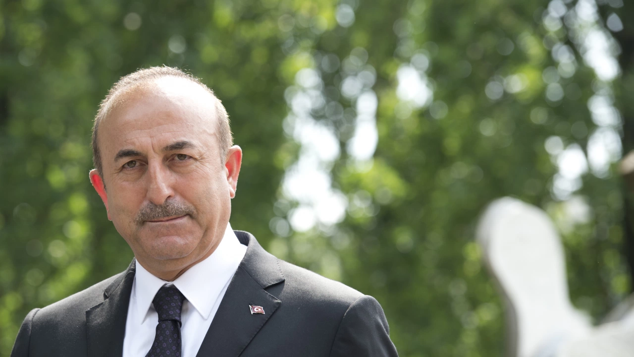 Турският министър на външните работи Мевлют Чавушоглу ще разговаря днес