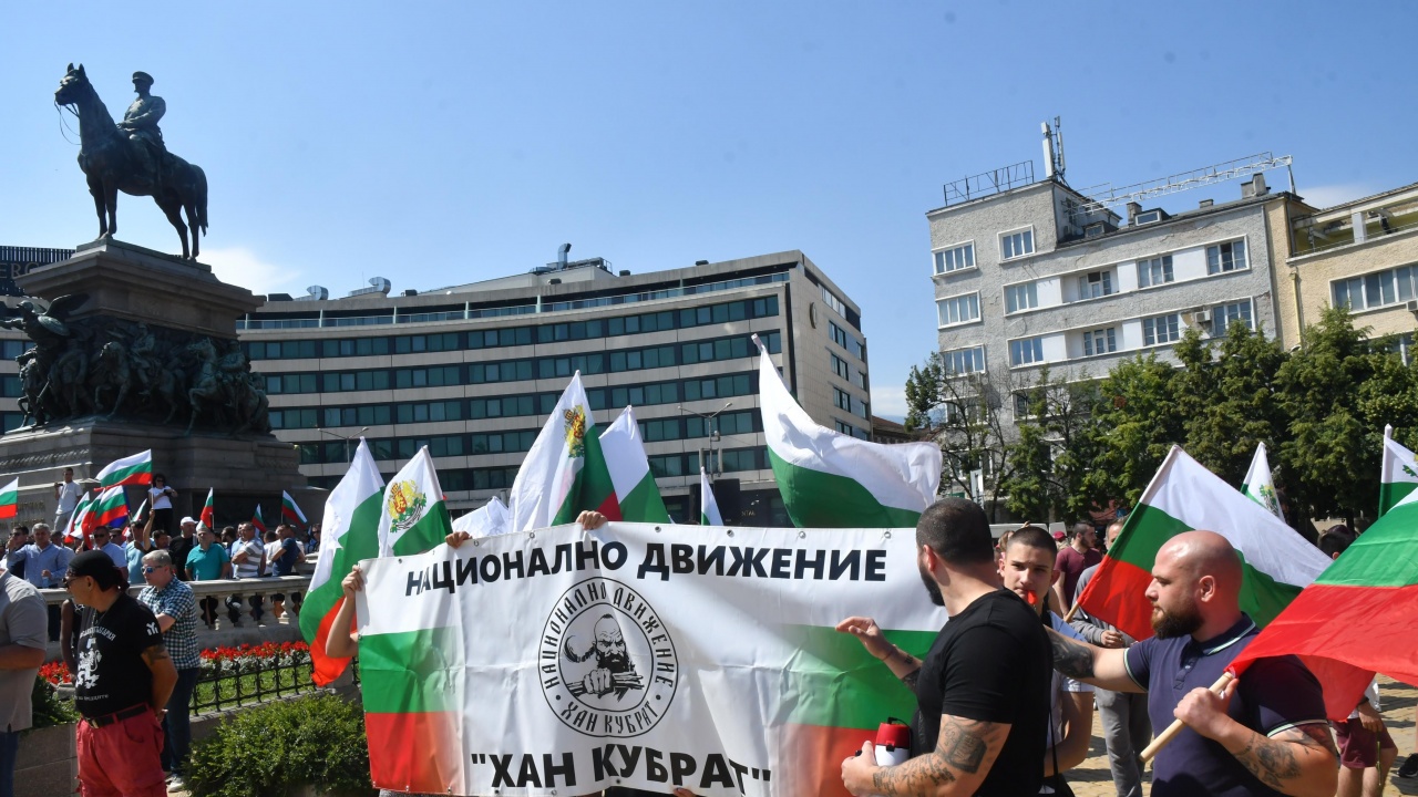 Приключиха протестите на ВМРО и Национално движение "Хан Кубрат" пред НС
