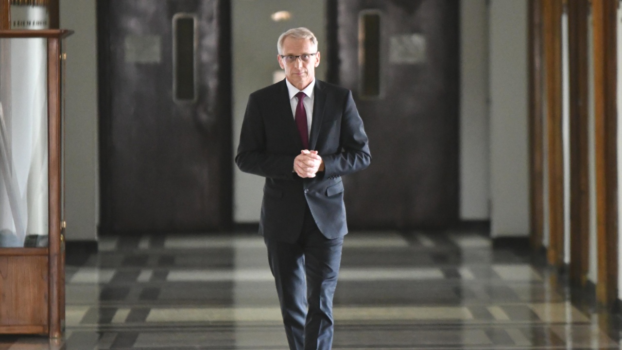 Министър Денков: Не виждам позитиви за страната ни от нови избори