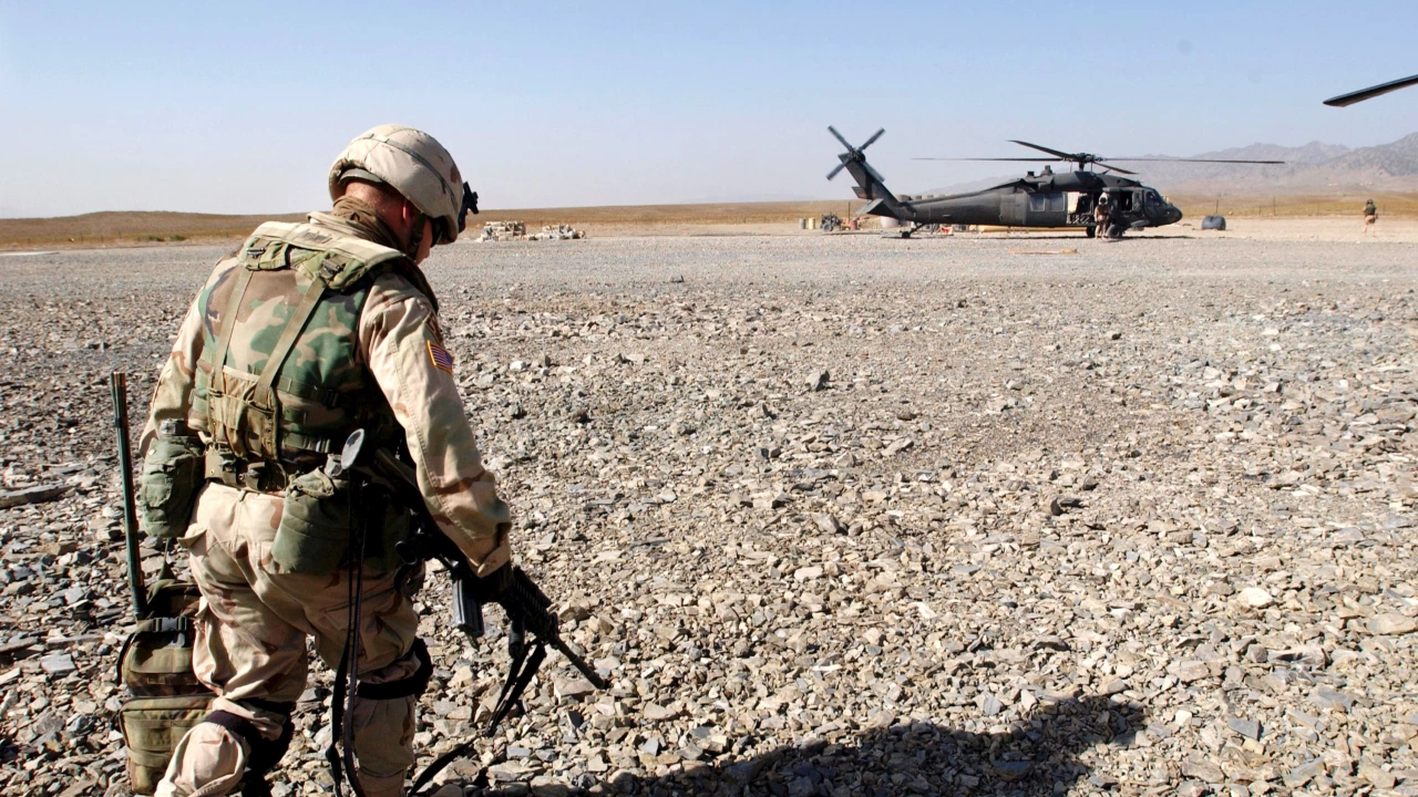 САЩ може да позволят на Таджикистан да задържи афганистанските военни