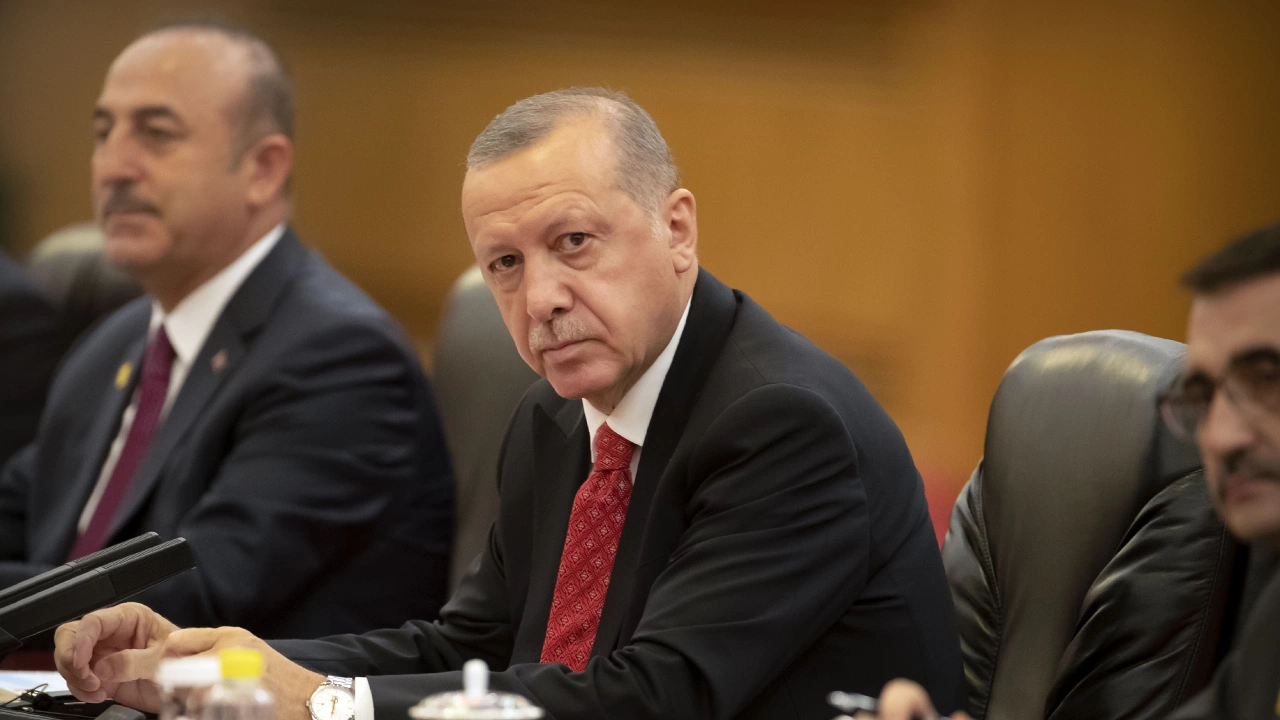 Заплатата на турския президент Реджеп ЕрдоганРеджеп Тайип Ердоган турски