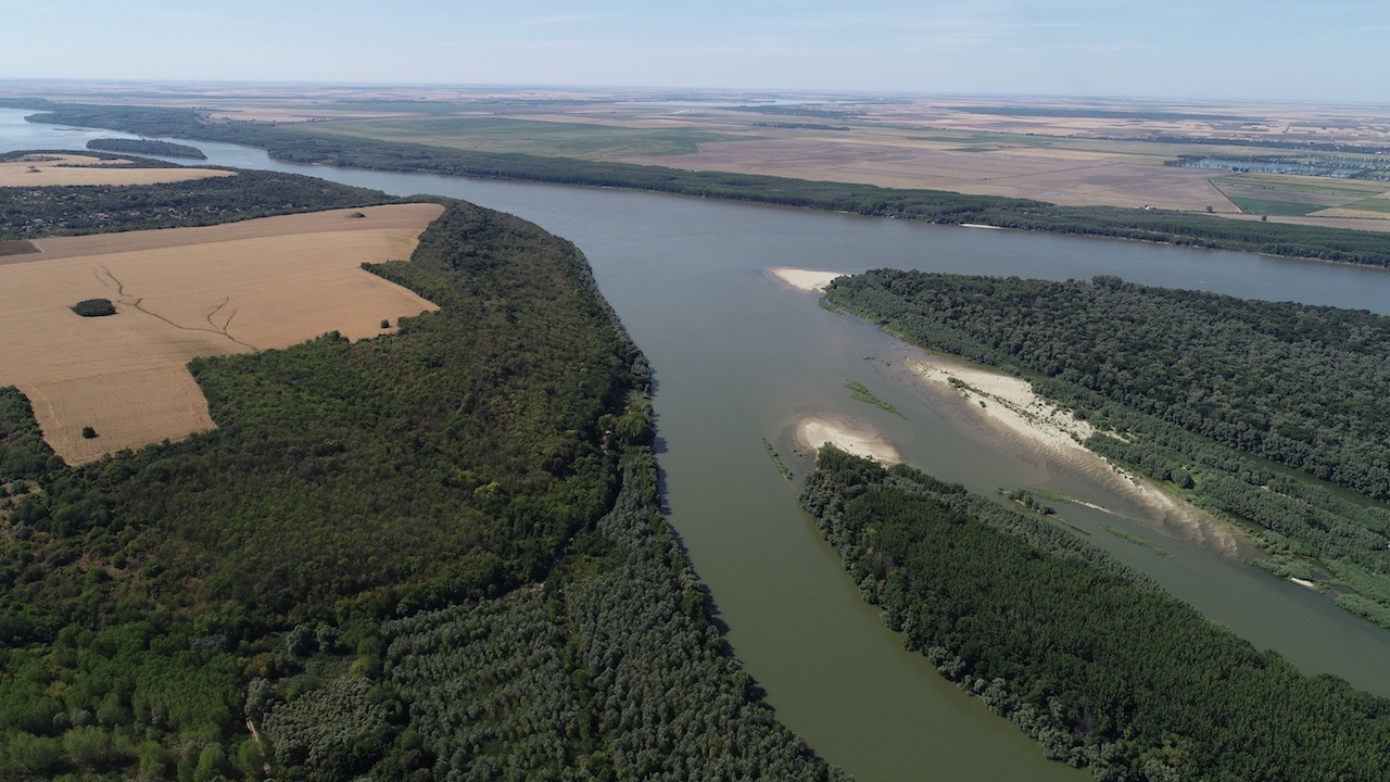 МОСВ: Обявена е защитена местност „Есетрите - Ветрен” на река Дунав