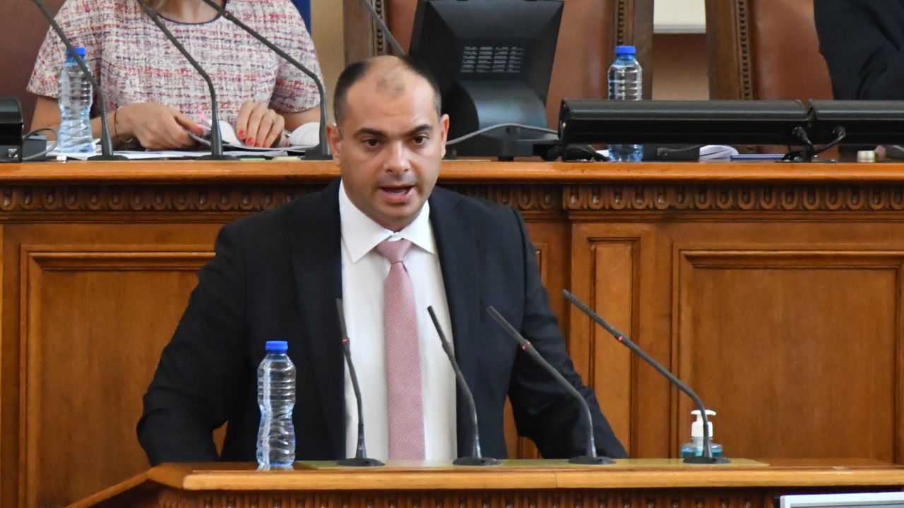 Попов от БСП: Задължително е в рамките на този парламент да бъде съставено правителство